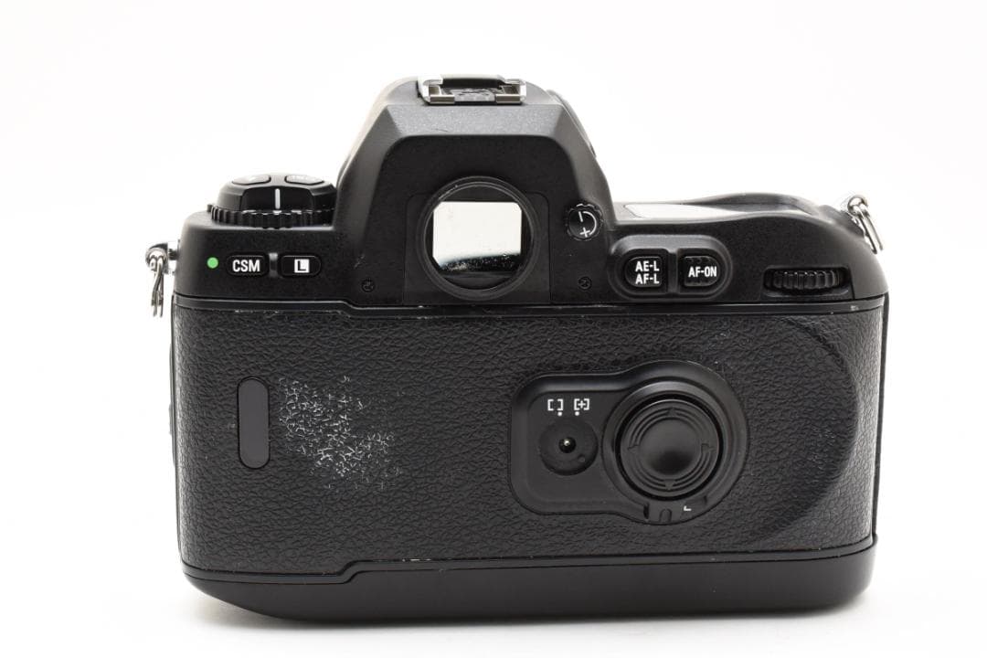 ニコン　Nikon F100 フィルムカメラボディ①