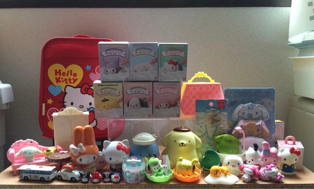 N*e様 ハローキティ ご当地ストラップ　ミニフィギュア　170個　他　サンリオ