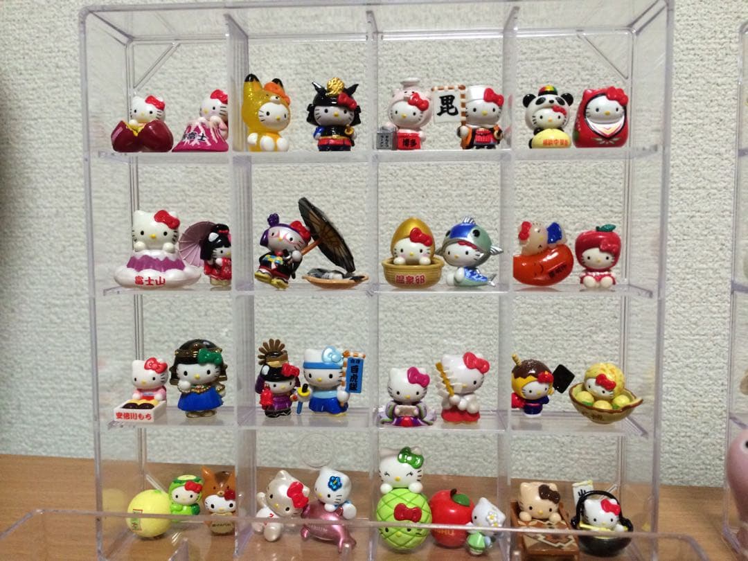 N*e様 ハローキティ ご当地ストラップ　ミニフィギュア　170個　他　サンリオ