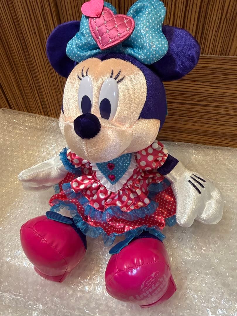 ディズニー　パルパルーザ　ミニーのファンダーランド　ぬいぐるみ