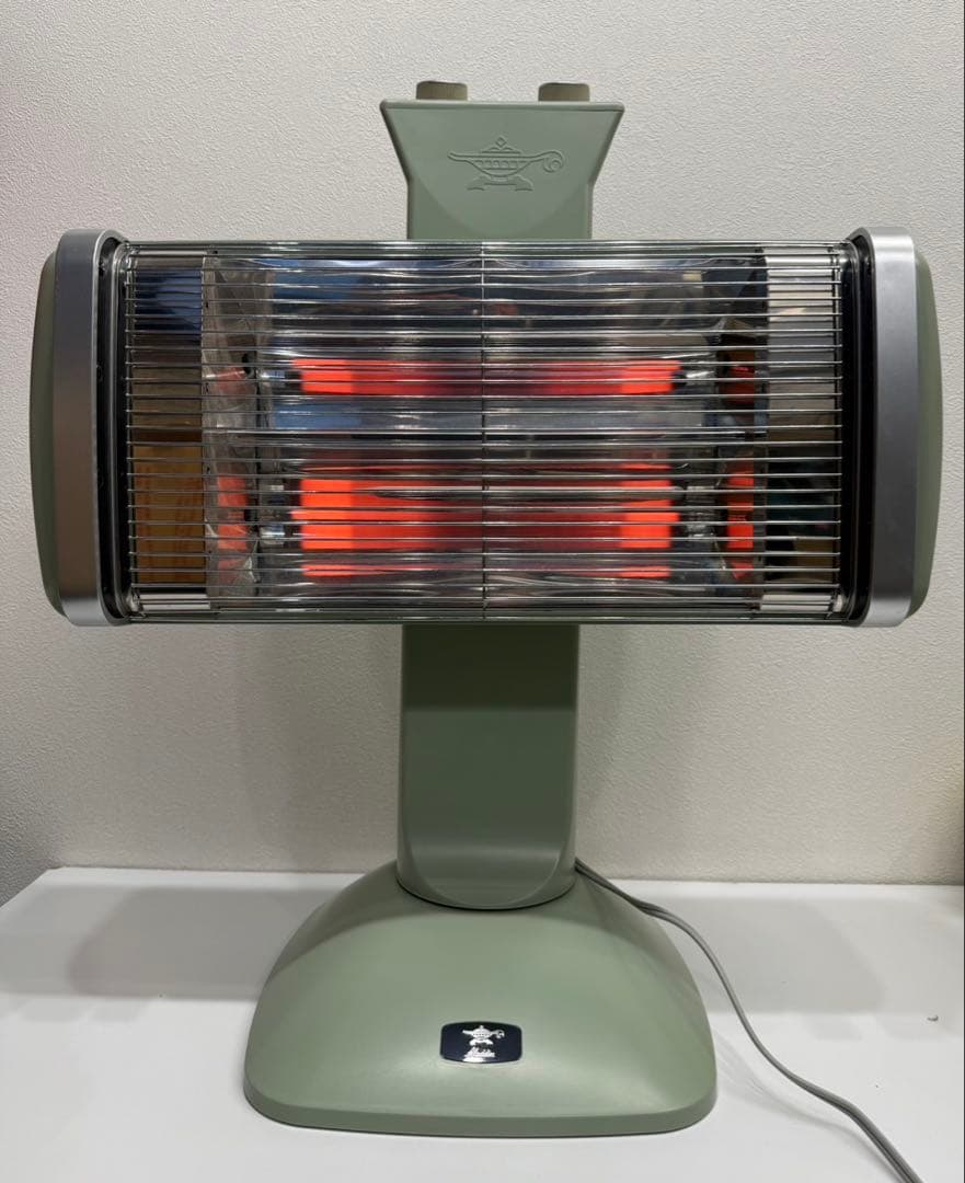 アラジン 遠赤外線グラファイトヒーター CAH-2G10A