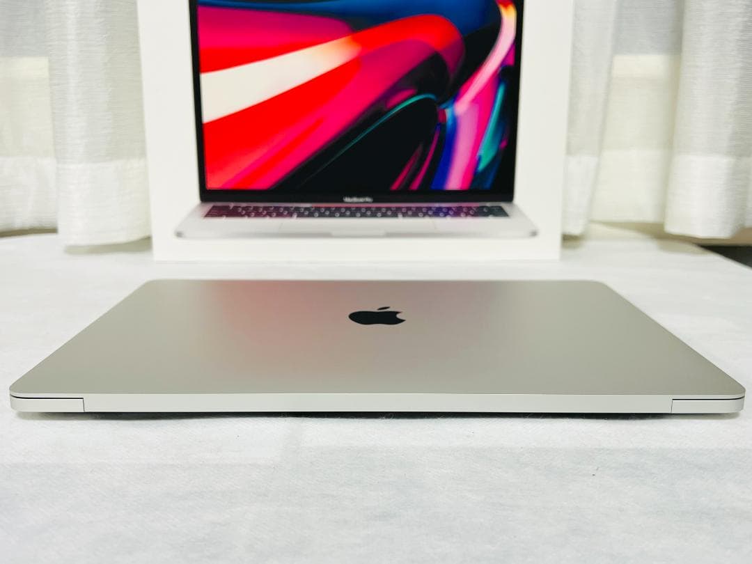 ★MacBook Pro 13 Late2020★M1 8コア/16GB/2TB