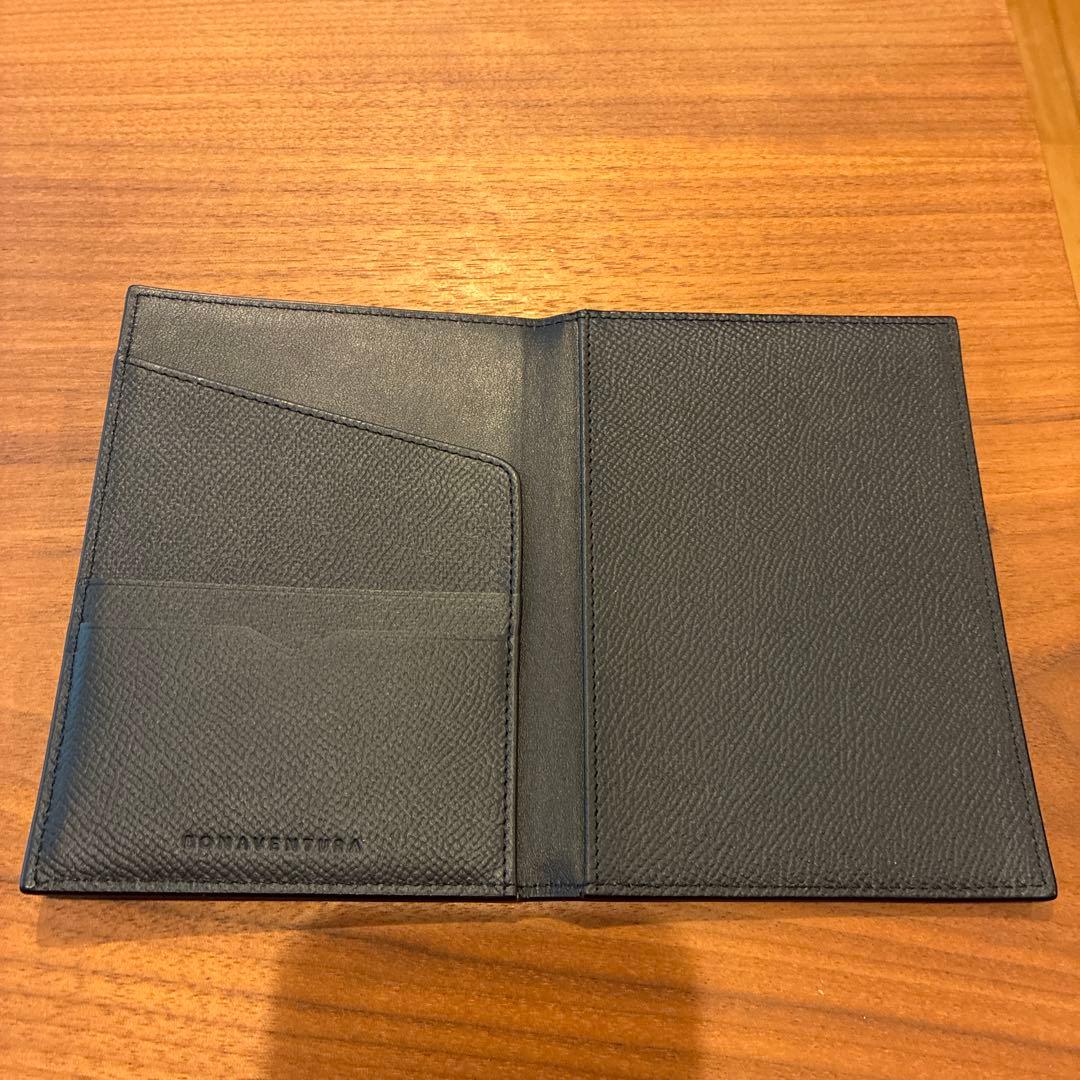 BONAVENTURA ボナベンチュラ　レザー パスポートケース ※箱付き