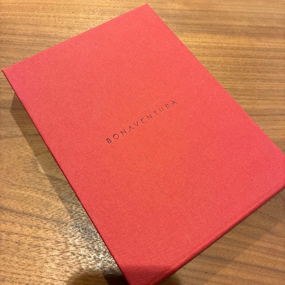 BONAVENTURA ボナベンチュラ　レザー パスポートケース ※箱付き