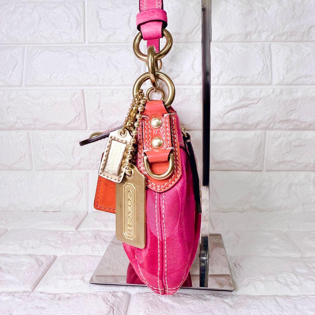 希少✨COACH コーチ オプアート シグネチャー ワンショルダー ハンドバッグ