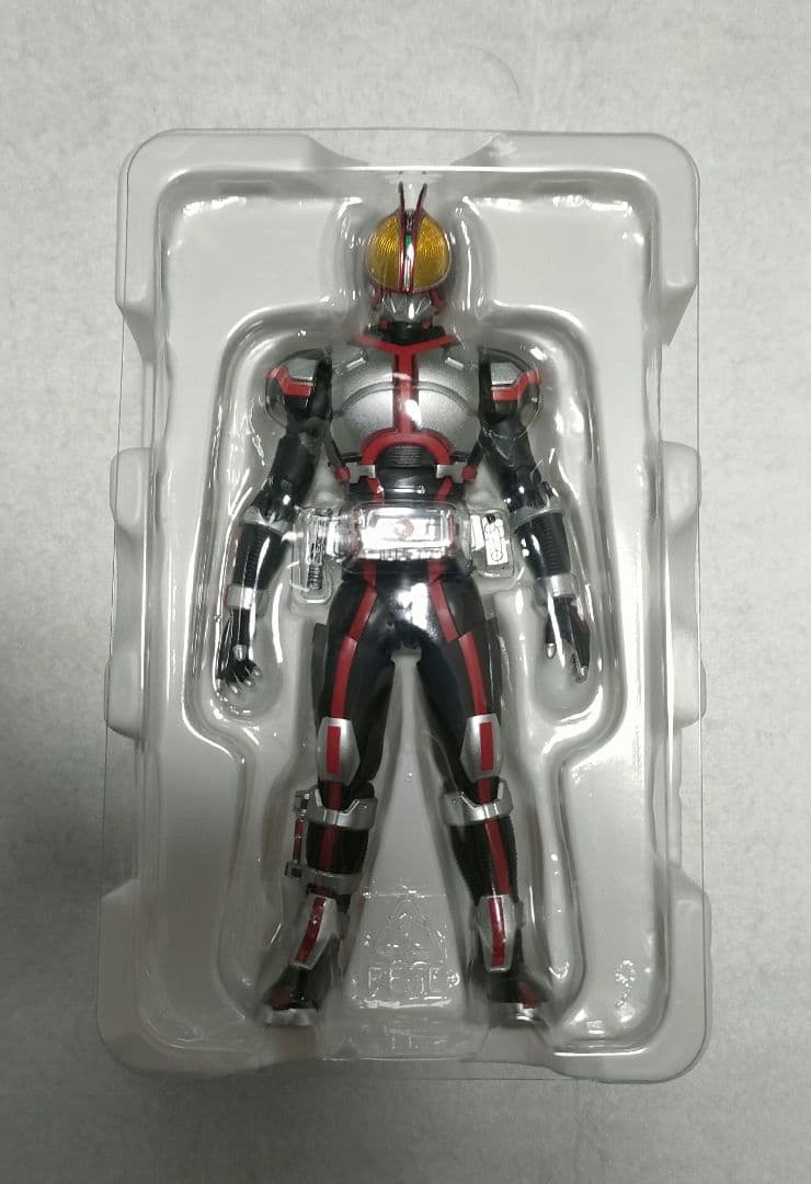 【開封美品】s.h.フィギュアーツ真骨彫 仮面ライダーファイズ おまけ付き