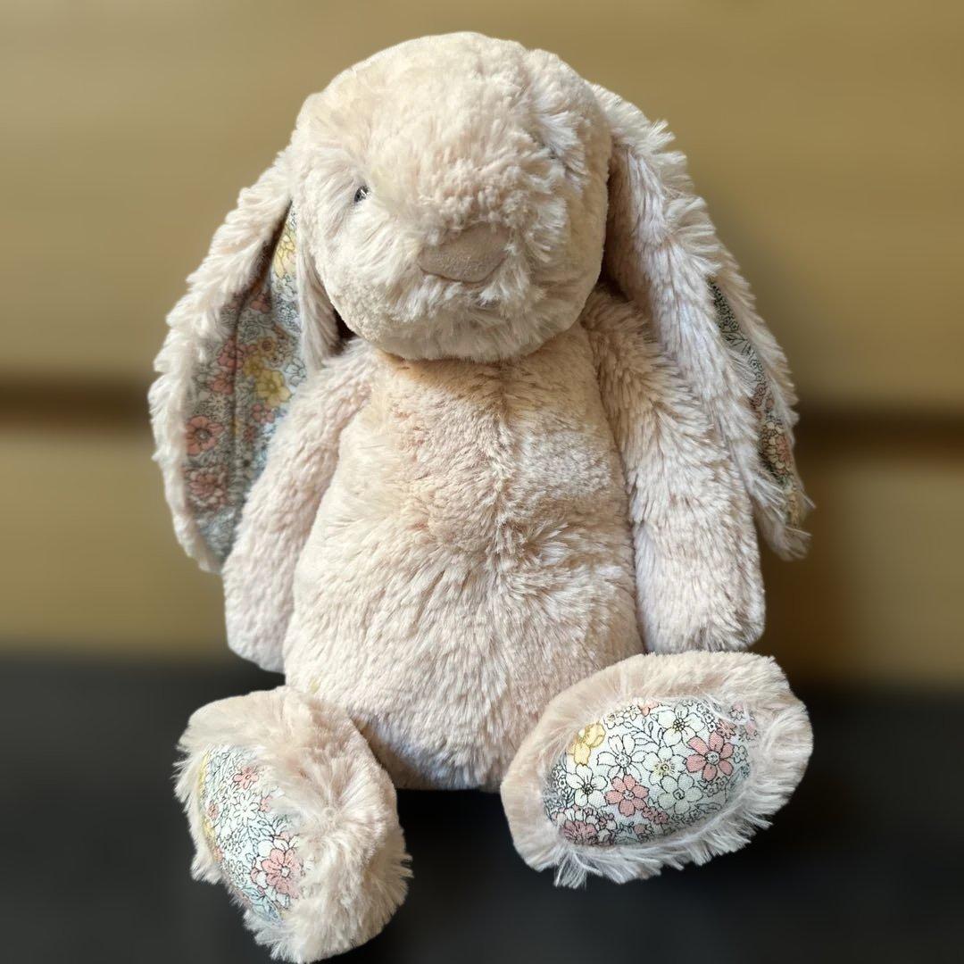  ピンク　ウサギ　M