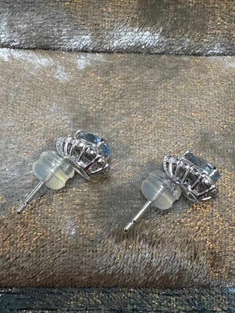 め*)様 櫻井彩子さん　アクアマリンピアス