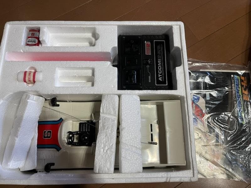 絶版品 アトコミ 1/12 RC ラジオコントロールカー ポルシェ936ターボ