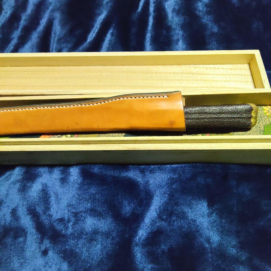 (1月10日までの限定お値下げ中)昭和初期頃　刀匠作　無銘　狩猟小刀　玉鋼