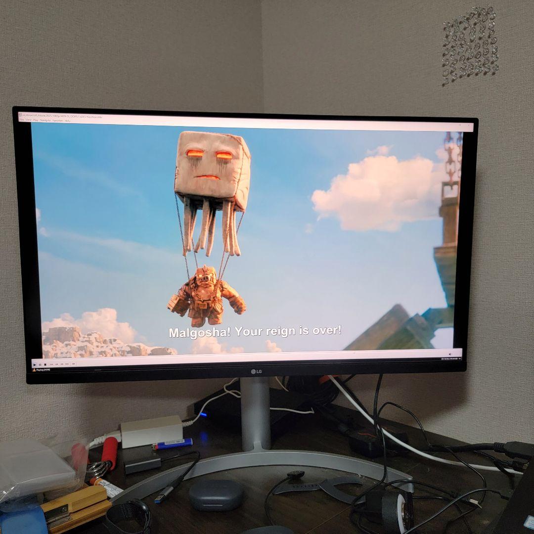 LG フレームレス モニター ディスプレイ 32UN550-WAJP 31.5