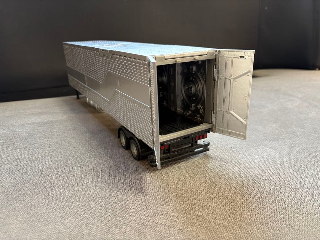 10thアニバーサリー オプティマスプライム＋専用コンテナトレーラー