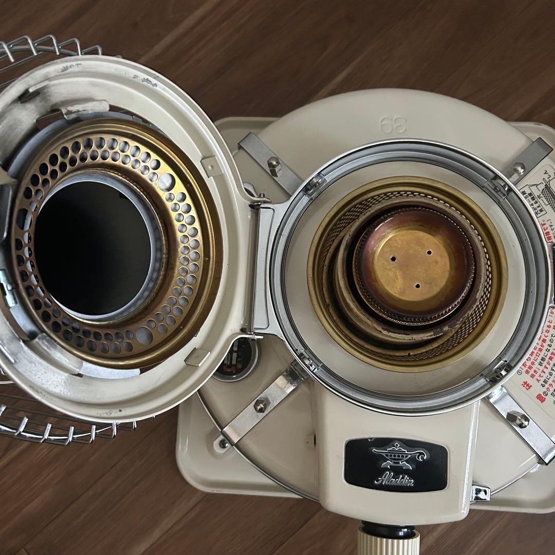 【にゃんころ】美品⭐︎Aladdin アラジン ストーブBF3911-W