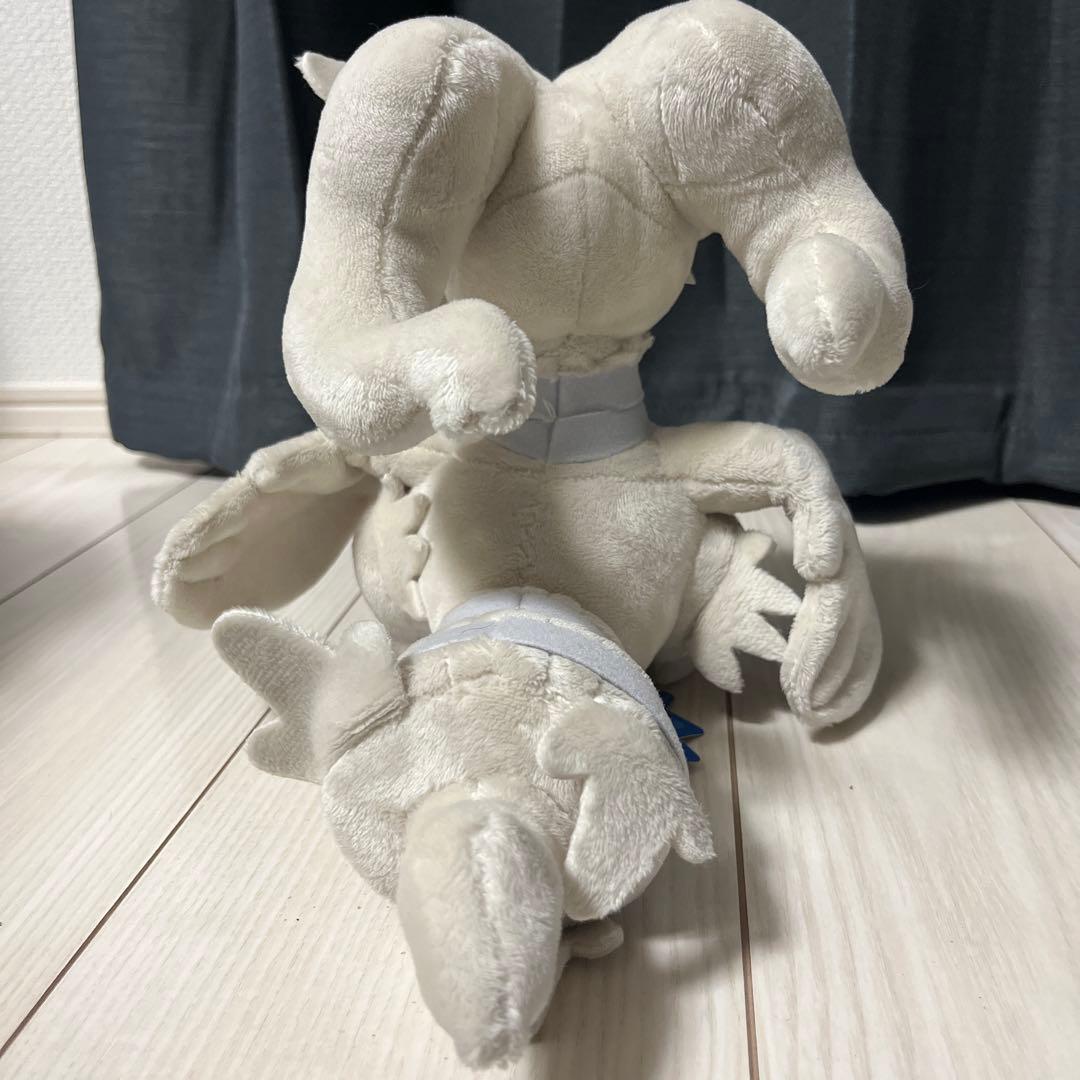 レシラム　ゼクロム　ぬいぐるみ2体セット