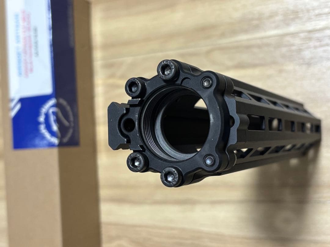 AIRSOFT ARTISAN ダニエルディフェンス　ris3 10.5インチ