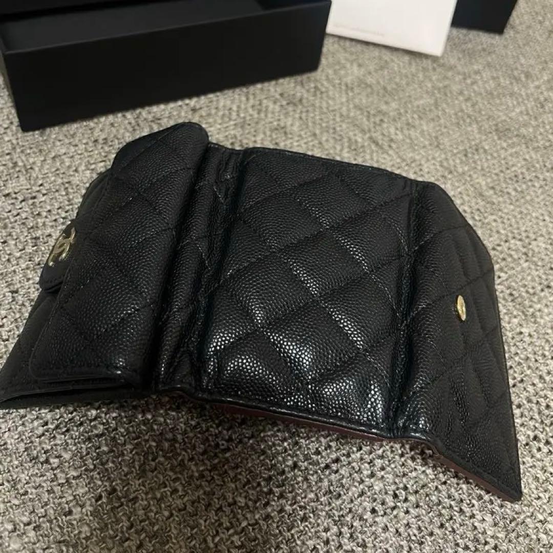 【人気】CHANEL 三つ折り財布 ブラック
