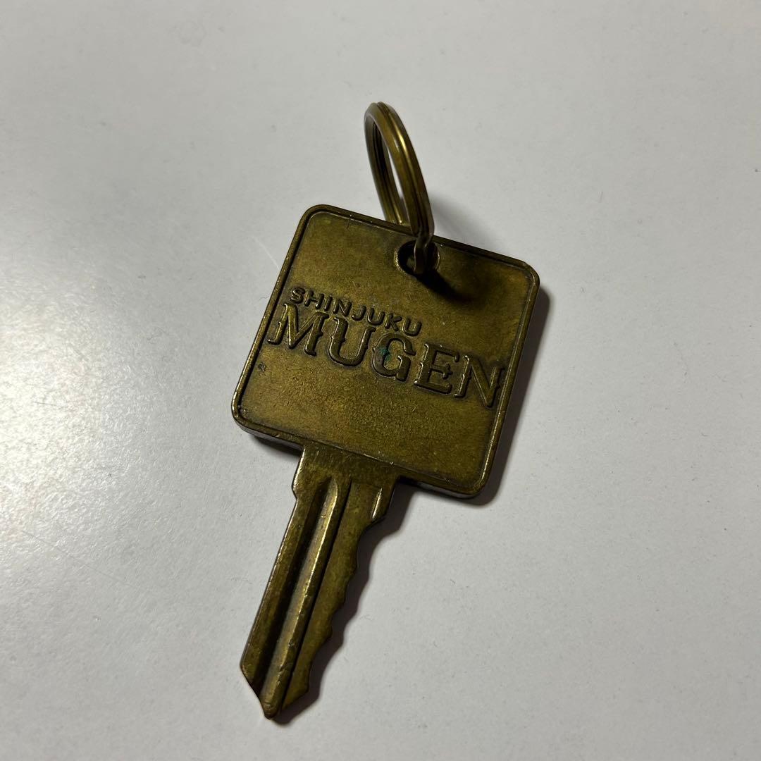 希少 新宿MUGEN Members Key