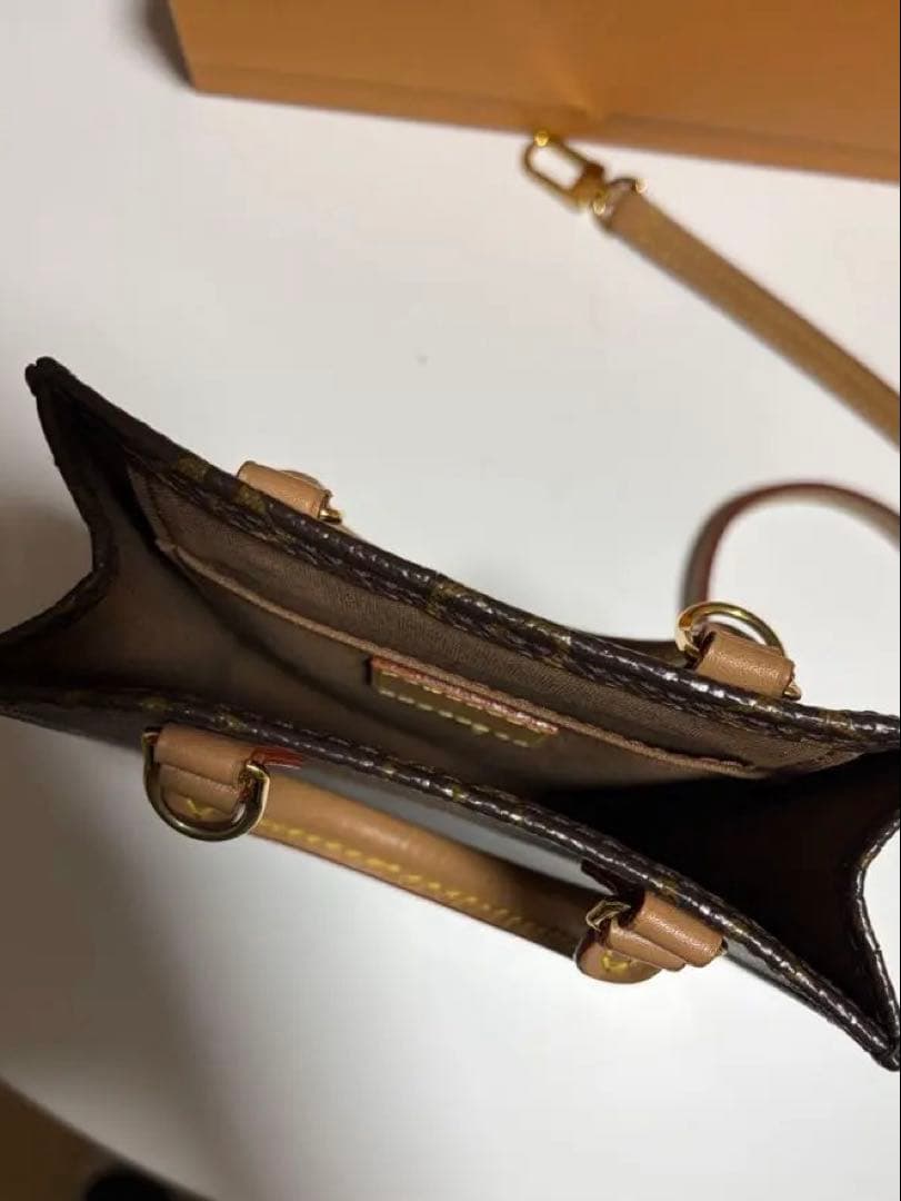 LOUIS VUITTON モノグラムショルダーバッグ サックプラ ミニ