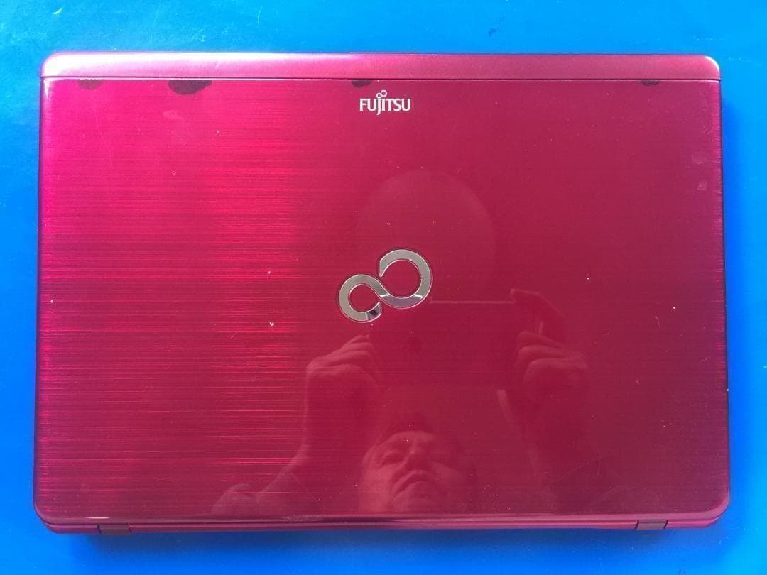 富士通　LIFEBOOK SH54/G13.3型液晶 軽量コンパクトパソコン