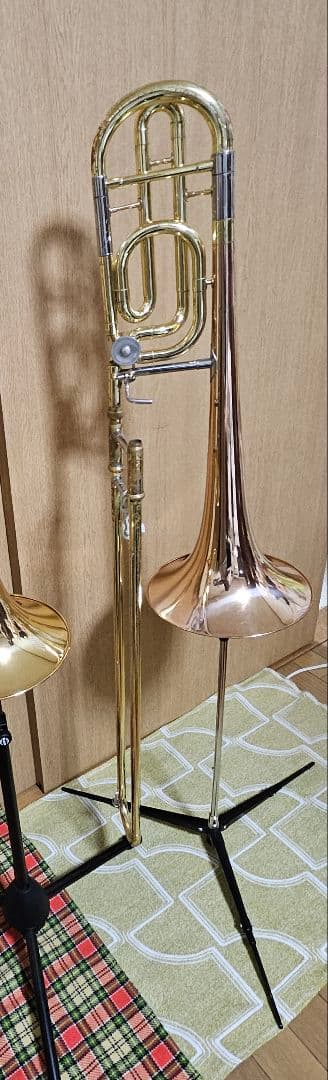 K&M トロンボーンスタンド ベル収納型