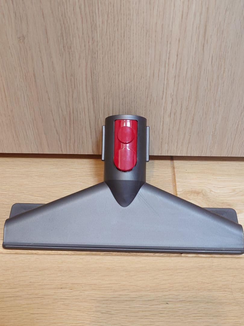 Dyson v8 slim fluffy スティッククリーナー コードレス掃除機