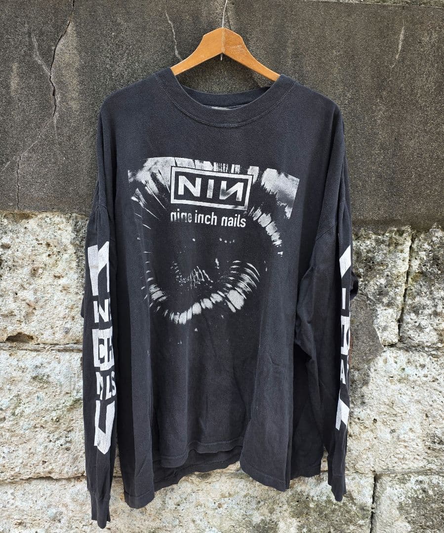 VINTAGE 90s NINE INCH NAILS　Tシャツ
