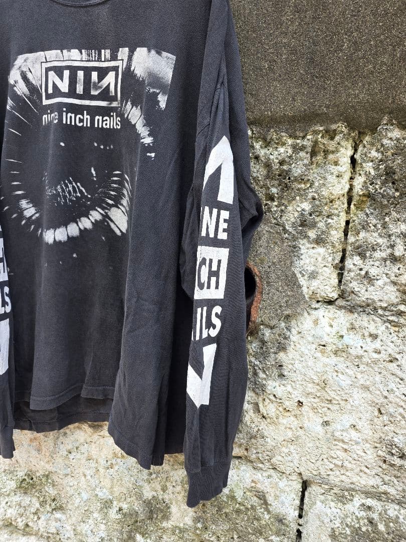 VINTAGE 90s NINE INCH NAILS　Tシャツ