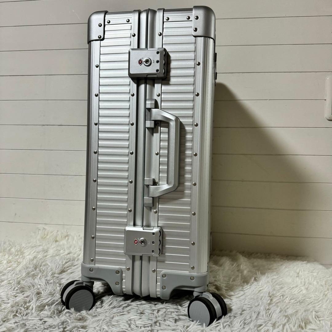 未使用級✨aucentic キャリーケース　スーツケース　アルミ　トロリーケース