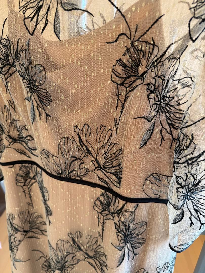 今田美桜　花柄パーティードレス 二次会 同窓会 オケージョン　leja