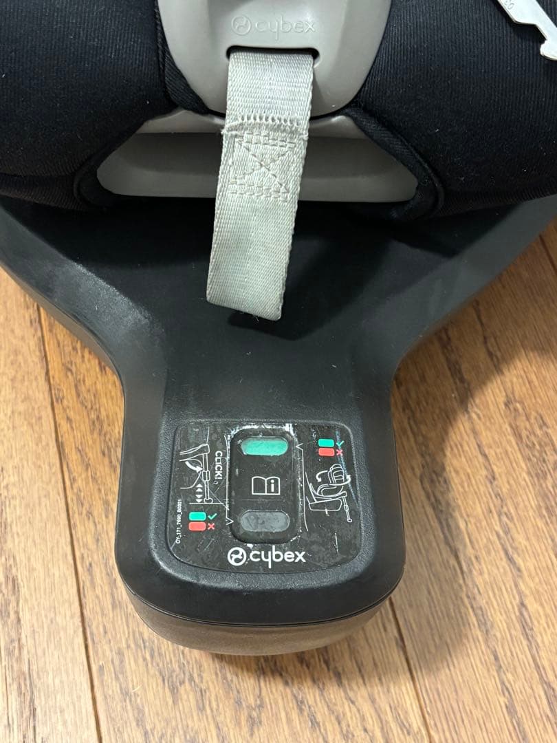 サイベックス　チャイルドシート　シローナSX2 i-Size