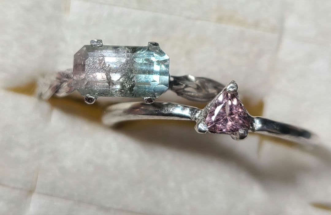 えむえすレインボー入り★アフガニスタン産バイカラートルマリン★