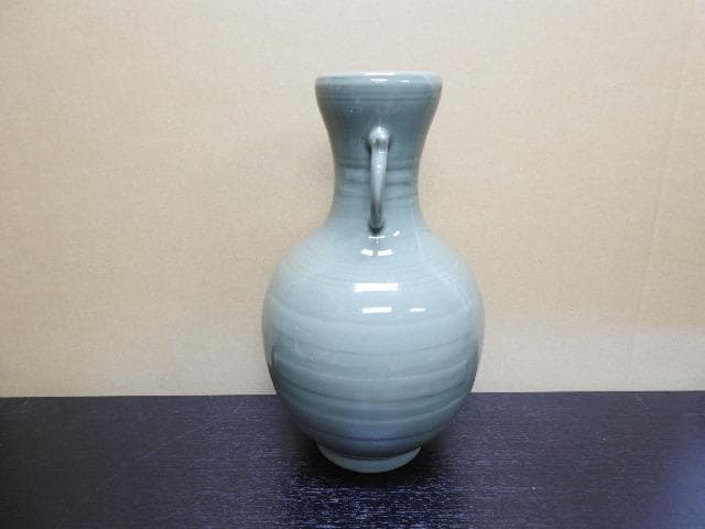 三田青磁耳付花器　保存箱　MA79