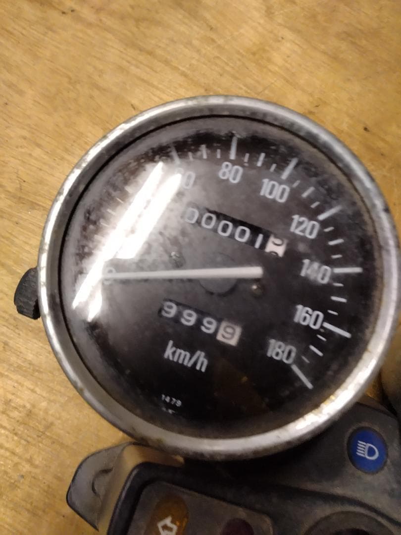 ゼファー400 メーターゆあと