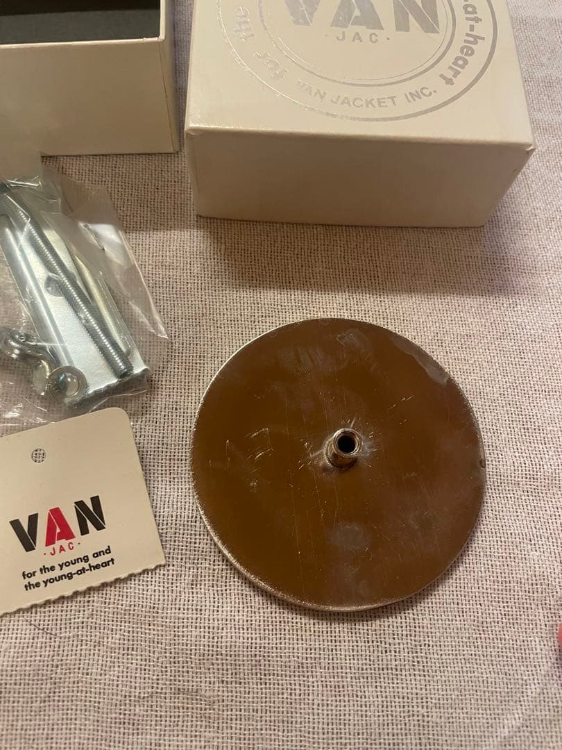 大幅値下げ☆VAN JAC ヴァンジャケット 丸VAN カーバッジ