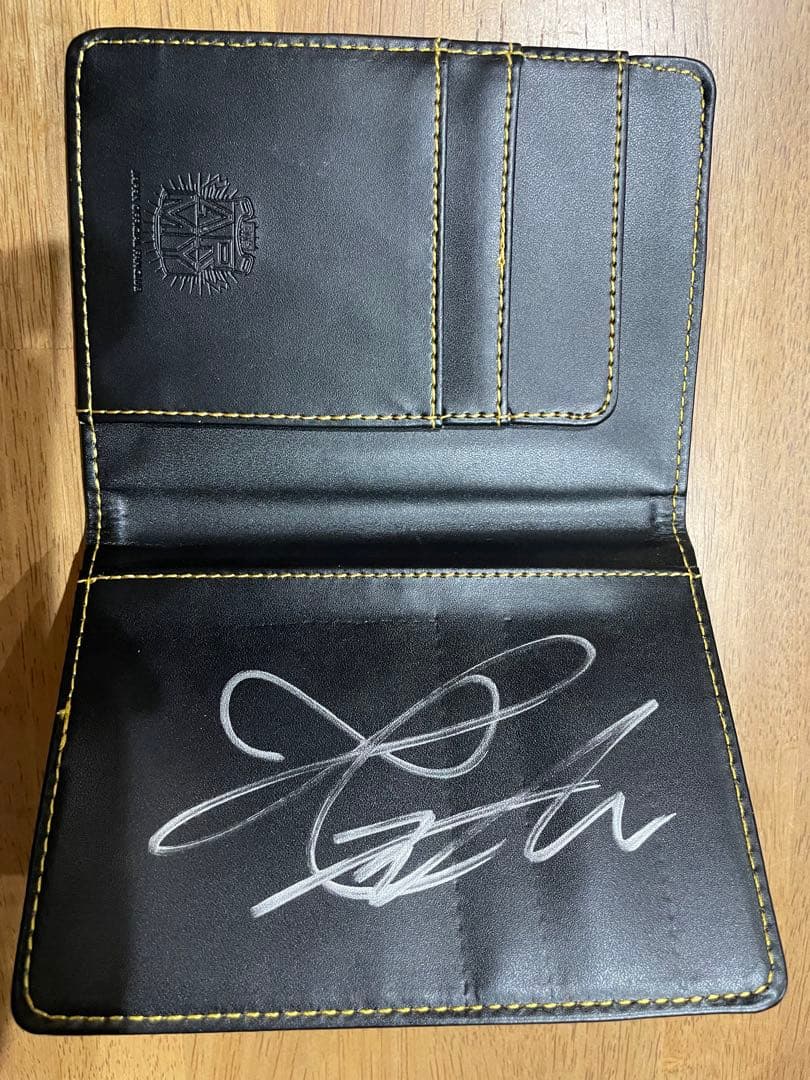BTS テテ　テヒョン　直筆サイン入り　パスポートケース