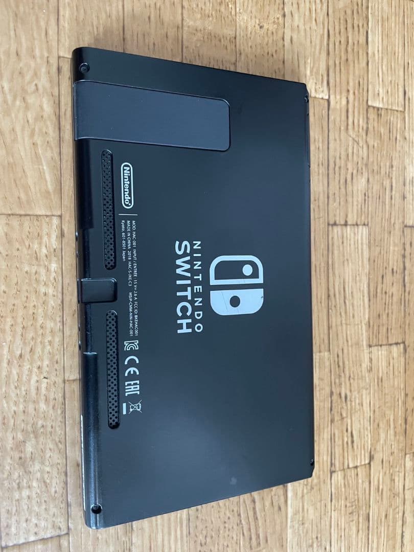 に*ぴ様 Nintendo Switch 本体