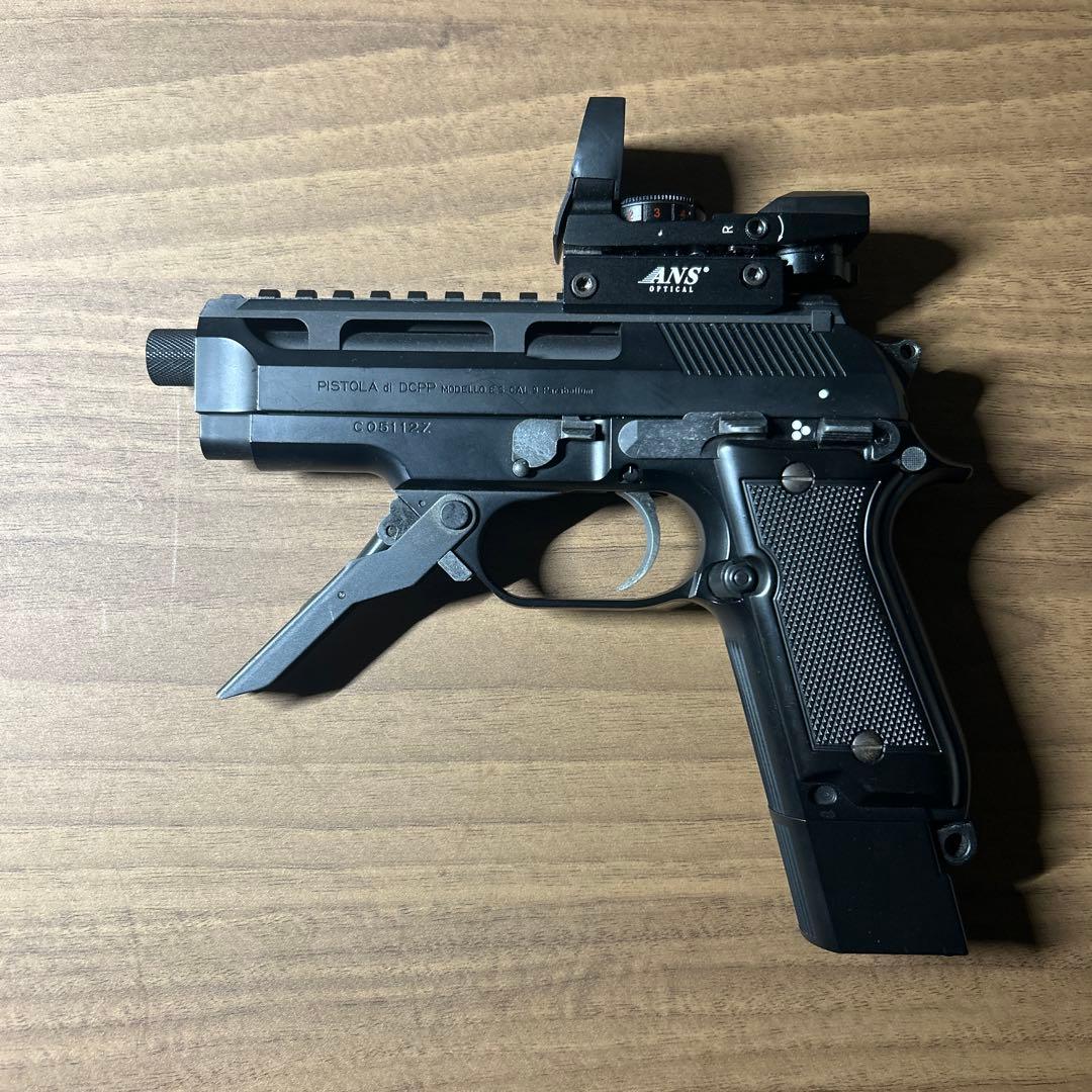 東京マルイ　電動ハンドガン　ベレッタM93R