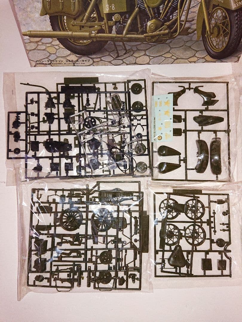 1/12 プラモデル ハーレーダビッドソン USアーミー軍用バイク ステッカー付