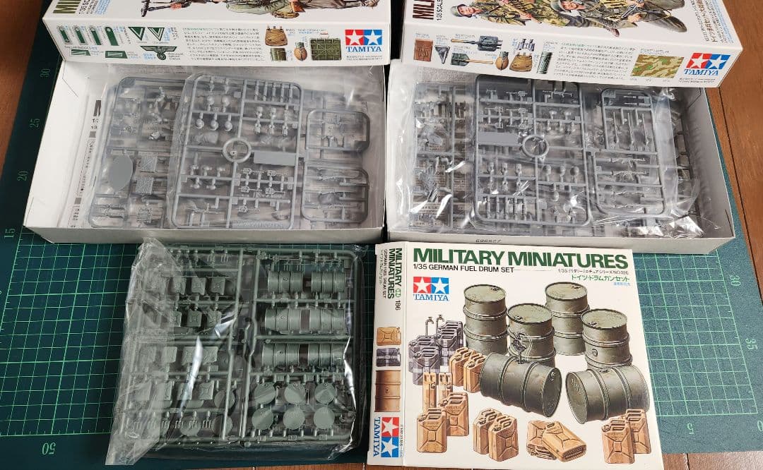 タミヤ 1/35 ドイツ軍IV号車、歩兵、ソフトスキン等 10点