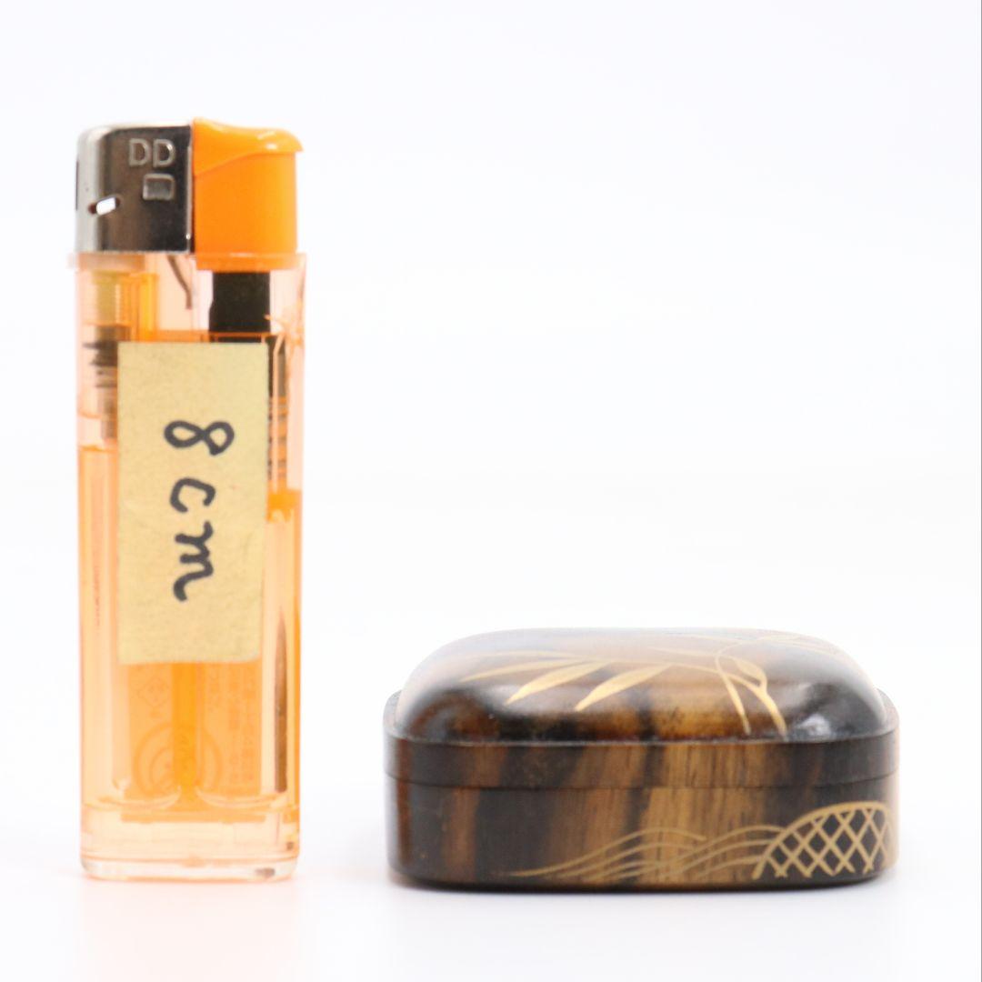 坂田峰俊作 翡翠蒔絵 黒柿四方香合 茶道具 共箱　rC795　N4