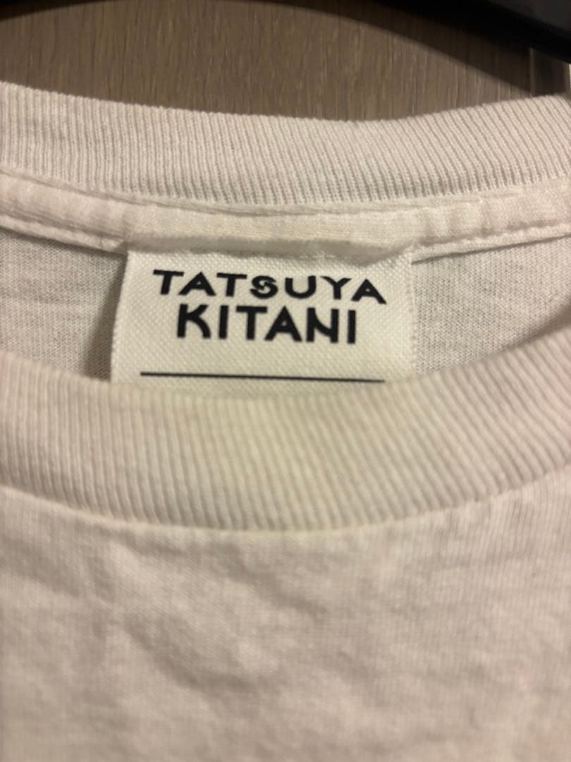 キタニタツヤ 倶楽部非現実ロンT (シロ) L