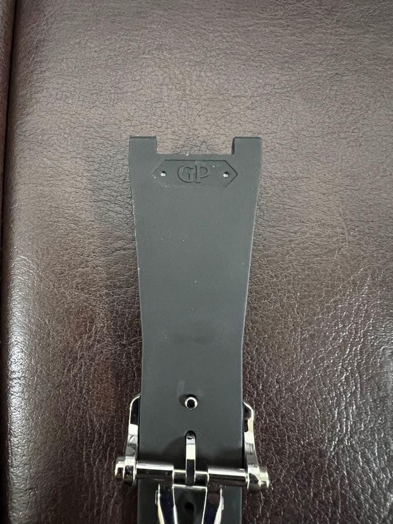 ジラールペルゴ　GP ラバーベルト ブラック　dバックル