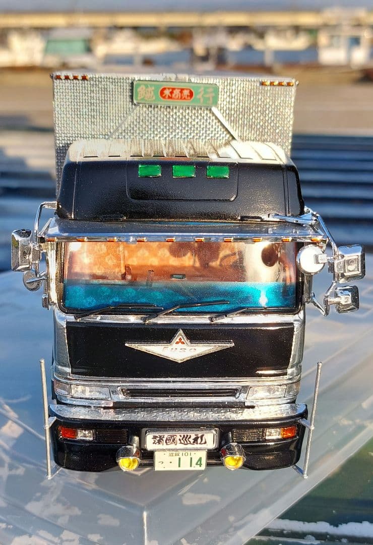 デコトラプラモデル アオシマ 1/32 スーパーグレート ウィング 造りボディ