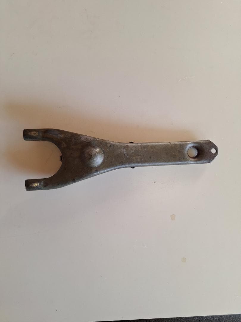 ハコスカ L型 調整式レリーズフォーク