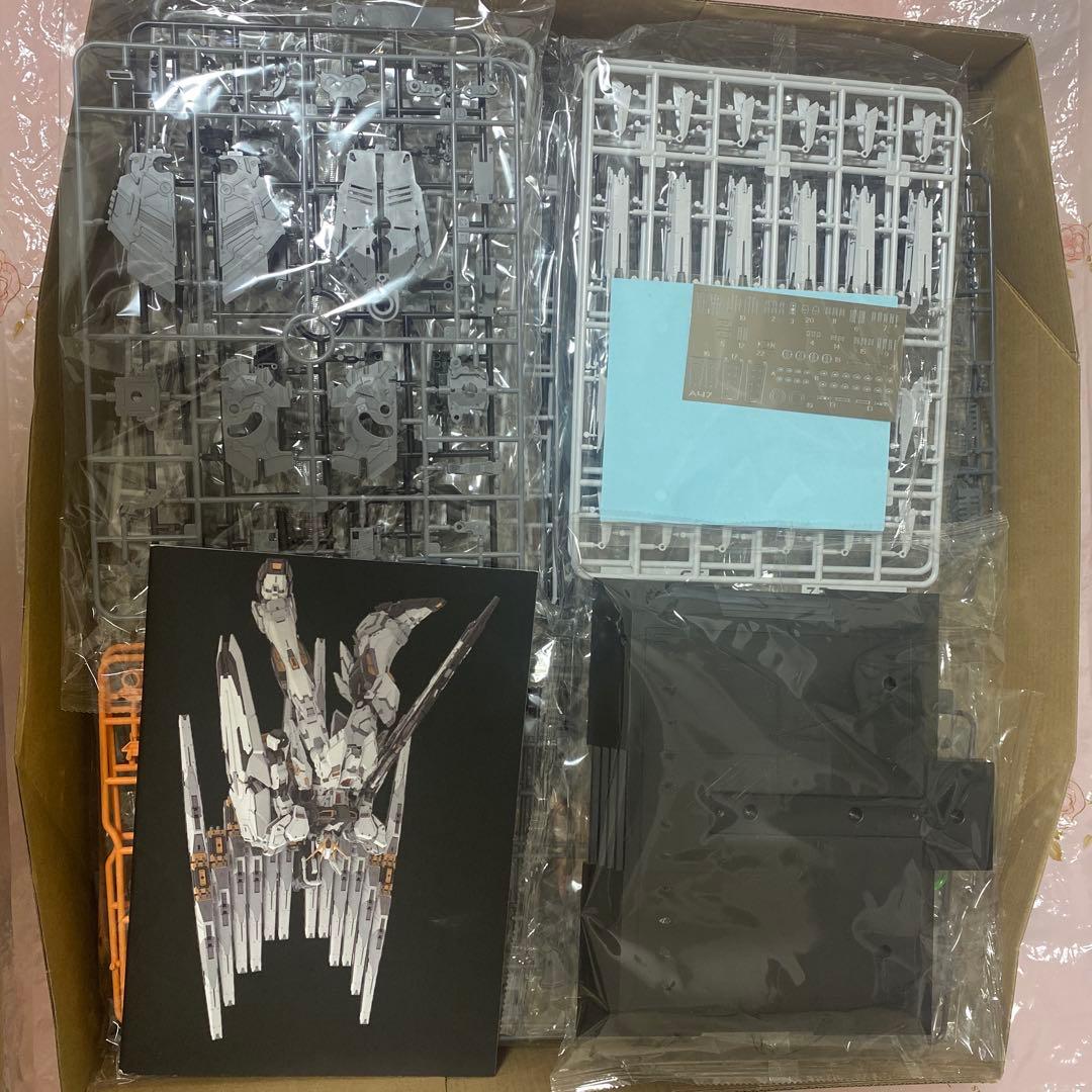 [新品未組立]Farmer's Creation 1/100 νガンダム　海外製