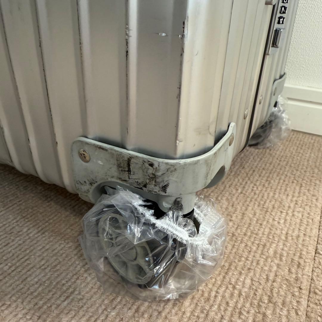 sofi 　RIMOWA アルミスーツケース クラシックフライト保証書あり