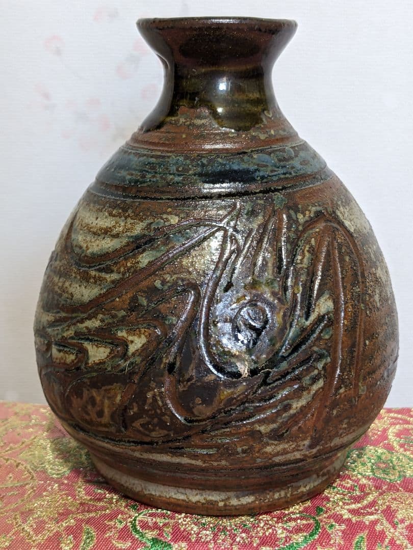 ⭐琉球陶芸 人間国宝 金城次郎初期作 蝦魚紋小壺 コレクション骨董品アンティーク