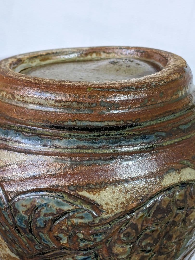 ⭐琉球陶芸 人間国宝 金城次郎初期作 蝦魚紋小壺 コレクション骨董品アンティーク