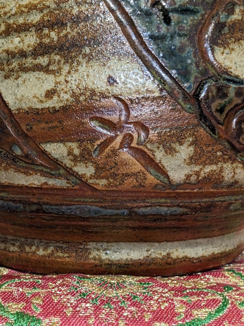 ⭐琉球陶芸 人間国宝 金城次郎初期作 蝦魚紋小壺 コレクション骨董品アンティーク