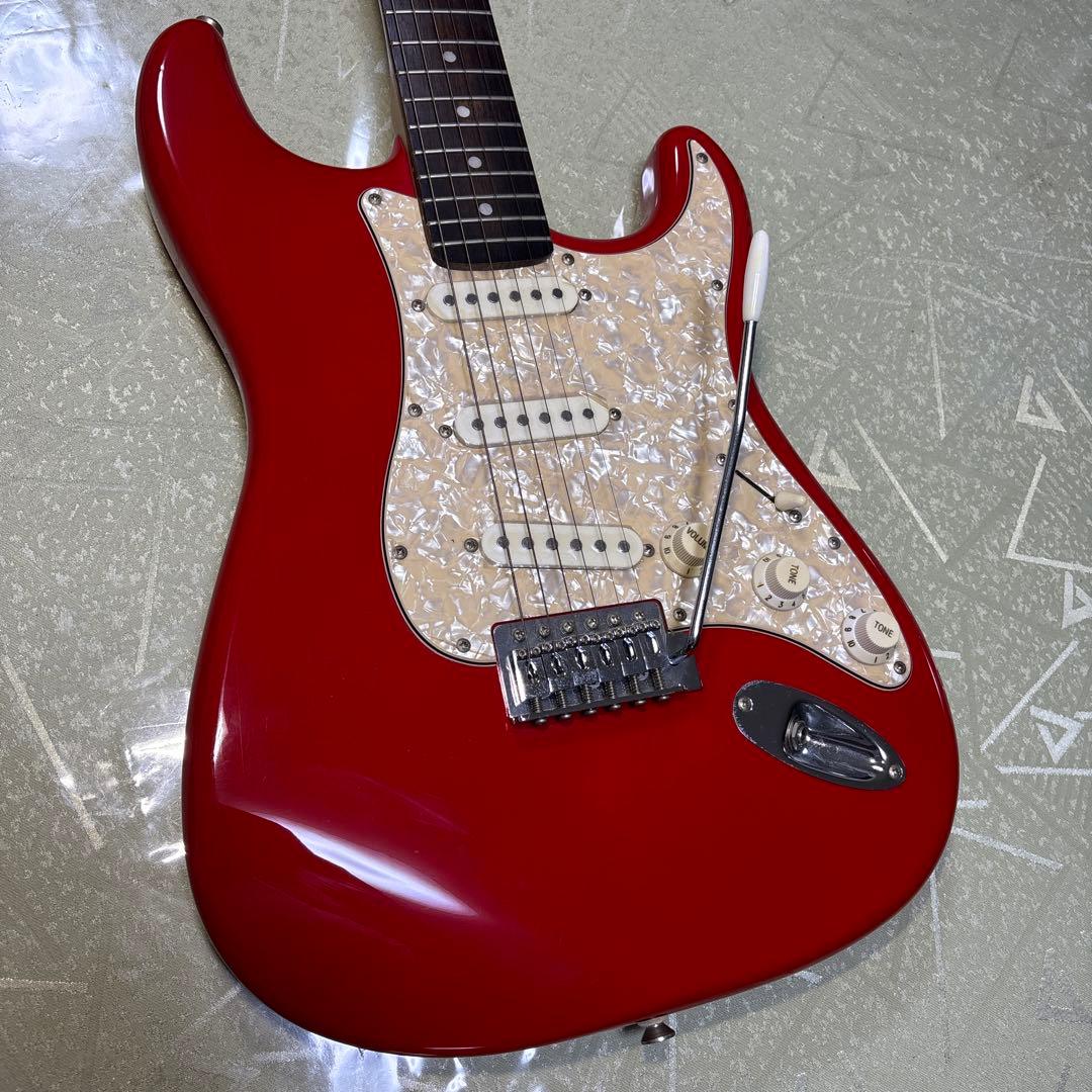 Mavis ストラト　BUSKER'S ストラト(ネックを外して発送)